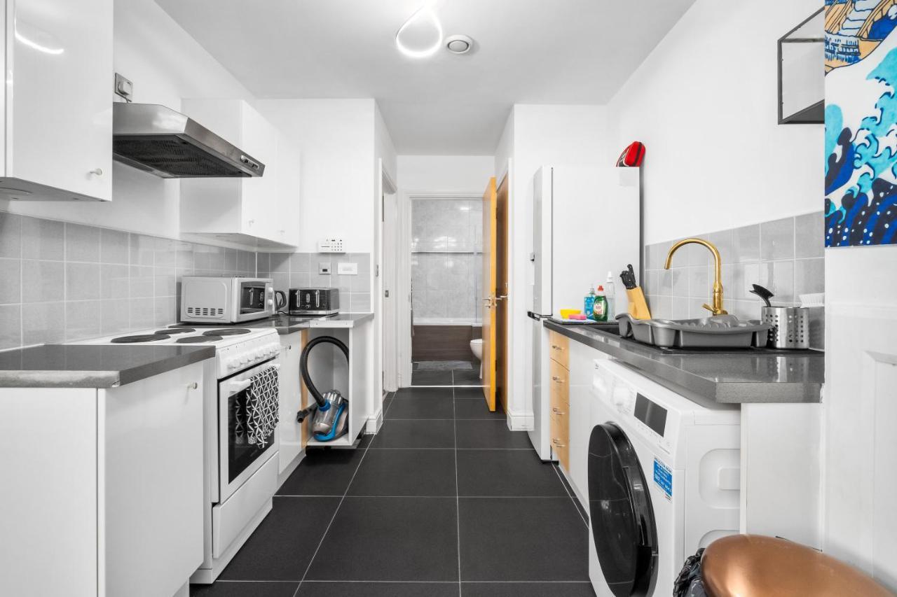 Broadway Suite - Newly Refurbished Stylish Apartment With Free Private Parking - Great Location Birmingham Buitenkant foto